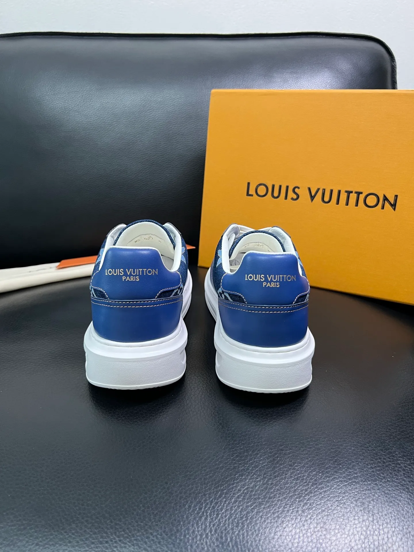 Men's shoes 💰740 Lv 🔍Top purchasing agent Louis Vuitton, sports sneakers counter synchronization, uppers imported from Italy, high-quality splicing with colorful and complex crafts, imported mesh pads are soft and comfortable, soles: original soles specially provided by the original factory, T men's shoes 💰U exclusive activity molded soles are super comfortable, original factory and single goods, high quality, welcome to compare, code number 38-44 (custom-made 45 46 )85867